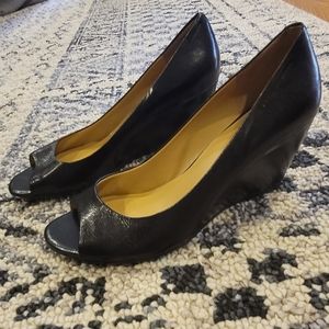 Bandolino Peep toe Black Wedge Heels 7
